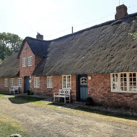 Suederweg 7 Hausteil بيت للعطل Alkersum