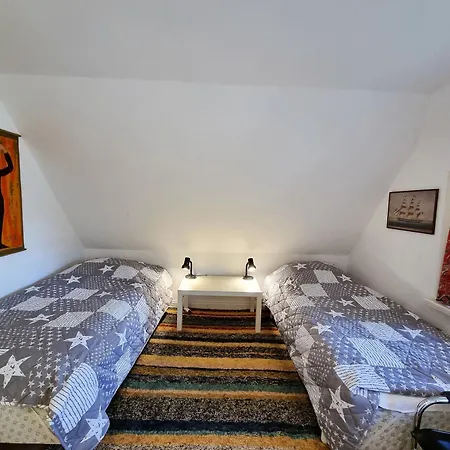 Suederweg 7 Hausteil بيت للعطل
